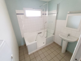 
                                                                                        Location
                                                                                         Appartement 70m2, 2 chambres, Talmas