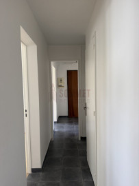 
                                                                                        Location
                                                                                         Appartement - 86 m² - 4 pièces