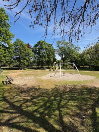 
                                                                                        Vente
                                                                                         Appartement 94 m² à vendre sur Décines Charpieu