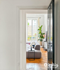 
                                                                                        Vente
                                                                                         Appartement 94m² avec parquet moulures cheminée