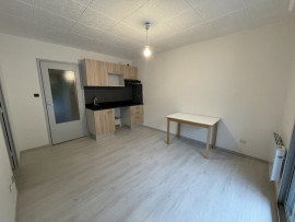 
                                                                                        Vente
                                                                                         Appartement à coté d'Ax-les-Thermes