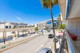 
                                                                                        Vente
                                                                                         Appartement à Puerto Banus Marina Banus