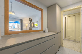 
                                                                                        Vente
                                                                                         Appartement à Puerto Banus Marina Banus