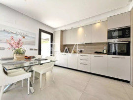 
                                                                                        Vente
                                                                                         Appartement à The Crest La Quinta
