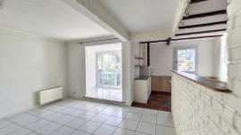 
                                                                                        Location
                                                                                         Appartement  - Appartement  - 3 pièces  - 73.4 m²