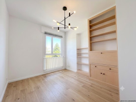 
                                                                                        Vente
                                                                                         Appartement avec 3 chambres - Ecully Vivier