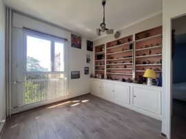 
                                                                                        Vente
                                                                                         Appartement avec 3 chambres - Ecully Vivier