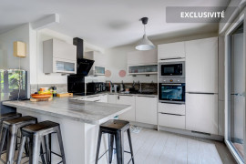 
                                                                                        Vente
                                                                                         Appartement avec Extérieur Plein Sud