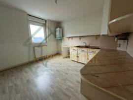Location
Appartement avec Terasse de 30m2, centre ville ST QUENTIN.