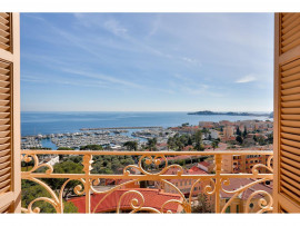 Vente
Appartement avec vue panoramique sur Saint-Jean-Cap-Ferrat