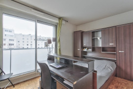 
                                                                                        Colocation
                                                                                         Appartement - Chambre 11m² - Paris - 803€/mois CC