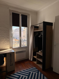 
                                                                                        Location
                                                                                         Appartement - Chambre 13m² - Paris - 842€/mois CC