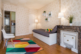 
                                                                                        Vente
                                                                                         Appartement cosy et lumineux • dans bel immeuble • très proche Universités • Lyon 7