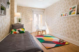 
                                                                                        Vente
                                                                                         Appartement cosy et lumineux • dans bel immeuble • très proche Universités • Lyon 7