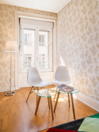 
                                                                                        Vente
                                                                                         Appartement cosy et lumineux • dans bel immeuble • très proche Universités • Lyon 7