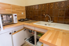 
                                                                                        Vente
                                                                                         Appartement cosy et lumineux • dans bel immeuble • très proche Universités • Lyon 7