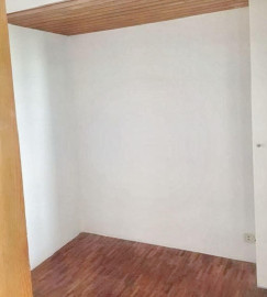 
                                                                                        Location
                                                                                         Appartement cosy, lumineux, orienté sud