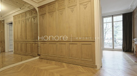 
                                                                                        Location
                                                                                         APPARTEMENT D’EXCEPTION – 3 CHAMBRES – MUETTE OCDE