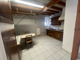 Location
APPARTEMENT DE 100M2