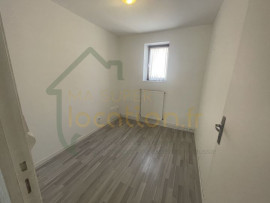 Location
APPARTEMENT DE 100M2
