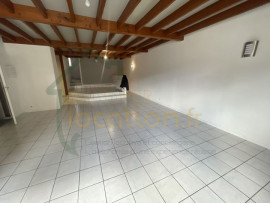 
                                                                                        Location
                                                                                         APPARTEMENT DE 100M2