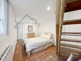 
                                                                                        Location
                                                                                         Appartement de 2 pièces en duplex meublé de 36 m² - Lumineux et Calme en Centre-Ville