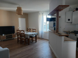 
                                                                                        Location
                                                                                         Appartement  de 2 pièces et 44 m²