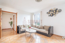 
                                                                                        Vente
                                                                                         Appartement de 3 pièces de 67 m² OCCUPÉ