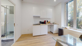 
                                                                                        Colocation
                                                                                         Appartement de 3 pièces en duplex meublé et rénové avec une grande terrasse à La Mulatière