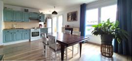 Vente
Appartement de 67 m² + balcon + cave