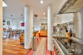 
                                                                                        Vente
                                                                                         Appartement de caractère, calme, lumineux