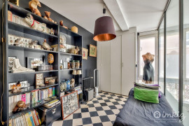 
                                                                                        Vente
                                                                                         Appartement de caractère, calme, lumineux