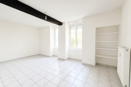 
                                                                                        Vente
                                                                                         Appartement de charme au cœur d'Angers
