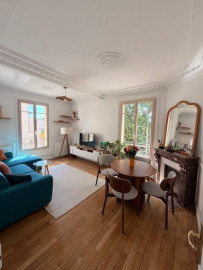 
                                                                                        Location
                                                                                         Appartement de charme avec jardin