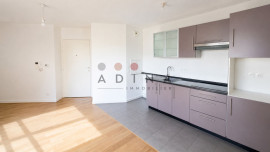 
                                                                                        Vente
                                                                                         Appartement de Deux Pièces avec Balcon
