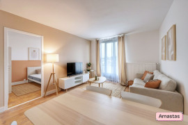 Location
Appartement de type F4 meublé avec balcon