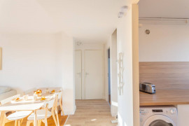 Location
Appartement de type F4 meublé avec balcon