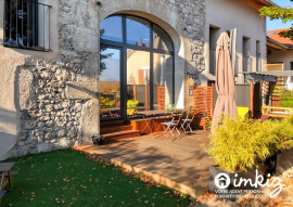 
                                                                                        Vente
                                                                                         Appartement de village rénové avec cour