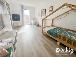 
                                                                                        Vente
                                                                                         Appartement de village rénové avec cour