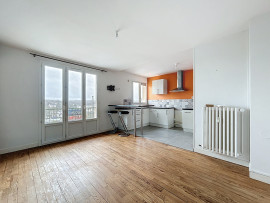 
                                                                                        Vente
                                                                                         Appartement deux chambres PONT HEBERT