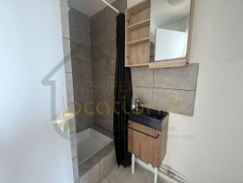 Location
Appartement deux pièce en duplex en HYPER-CENTRE à SAINT-QUENTIN