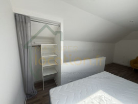 Location
Appartement deux pièce en duplex en HYPER-CENTRE à SAINT-QUENTIN