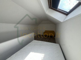 Location
Appartement deux pièce en duplex en HYPER-CENTRE à SAINT-QUENTIN