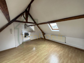 Location
Appartement deux pièce proche centre-ville, proche gare