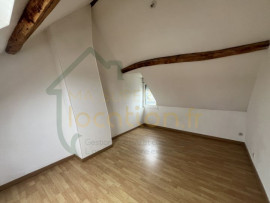 Location
Appartement deux pièce proche centre-ville, proche gare