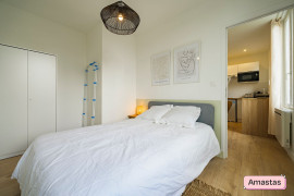 Location
Appartement deux pièces au bord de la Seine - CHOISY-LE-ROY