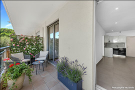 
                                                                                        Vente
                                                                                         APPARTEMENT DEUX PIECES AVEC TERRASSE