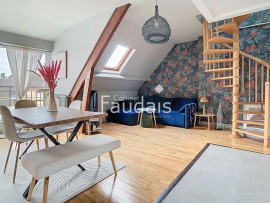 
                                                                                        Vente
                                                                                         APPARTEMENT DUPLEX AVEC CACHET ET BALCON EN CENTRE VILLE
