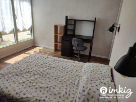 
                                                                                        Vente
                                                                                         Appartement Duplex T5 de 106 m² avec balcons