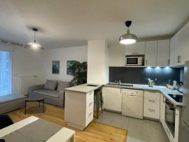 
                                                                                        Colocation
                                                                                         Appartement en colocation - 1 chambre avec salle d'eau disponible